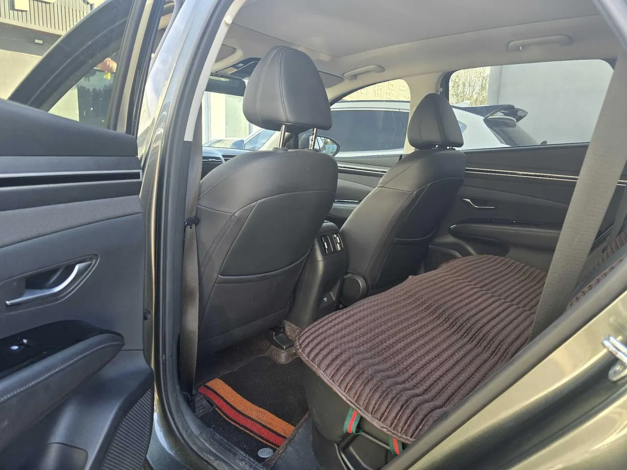 Hyundai 2021 Tousheng L 1.5T LUX Premium Edition Automatic Gear 2