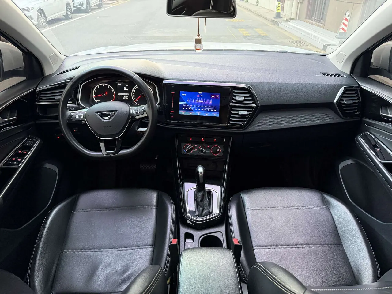Jetta 2022 Jetta VS5 1.4TSI 280TSI aggressive Pro automatic 8