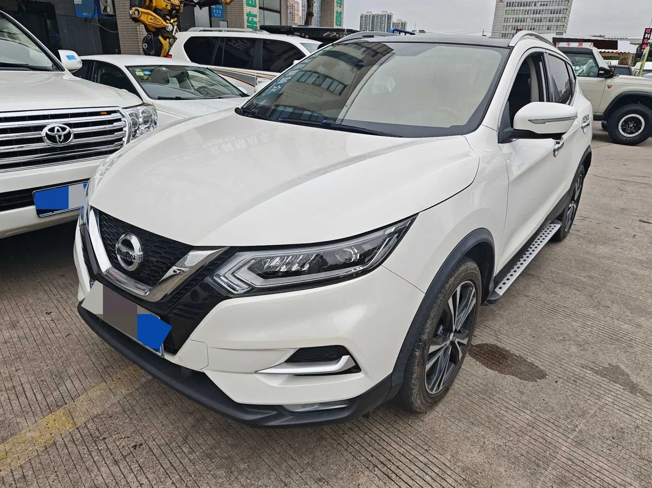 Nissan 2023 Xiao Ke 2.0 stepless XV Prem. Smart Edition Automatic Transmission - View 1