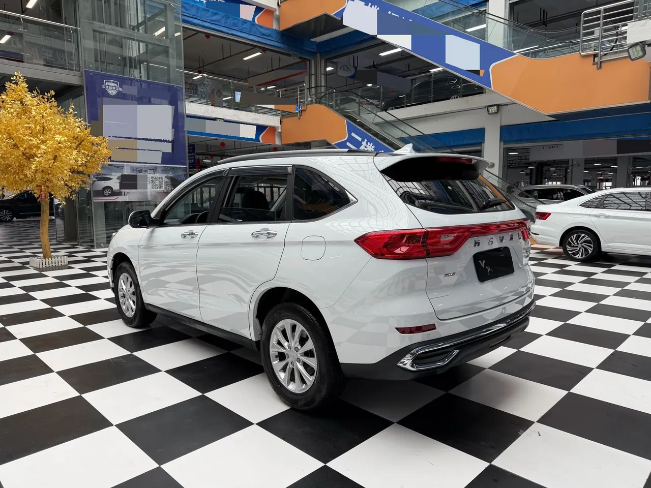 Haval 2023 M6 PLUS 1.5T Luxury Smart Joint Automatic Gear 5