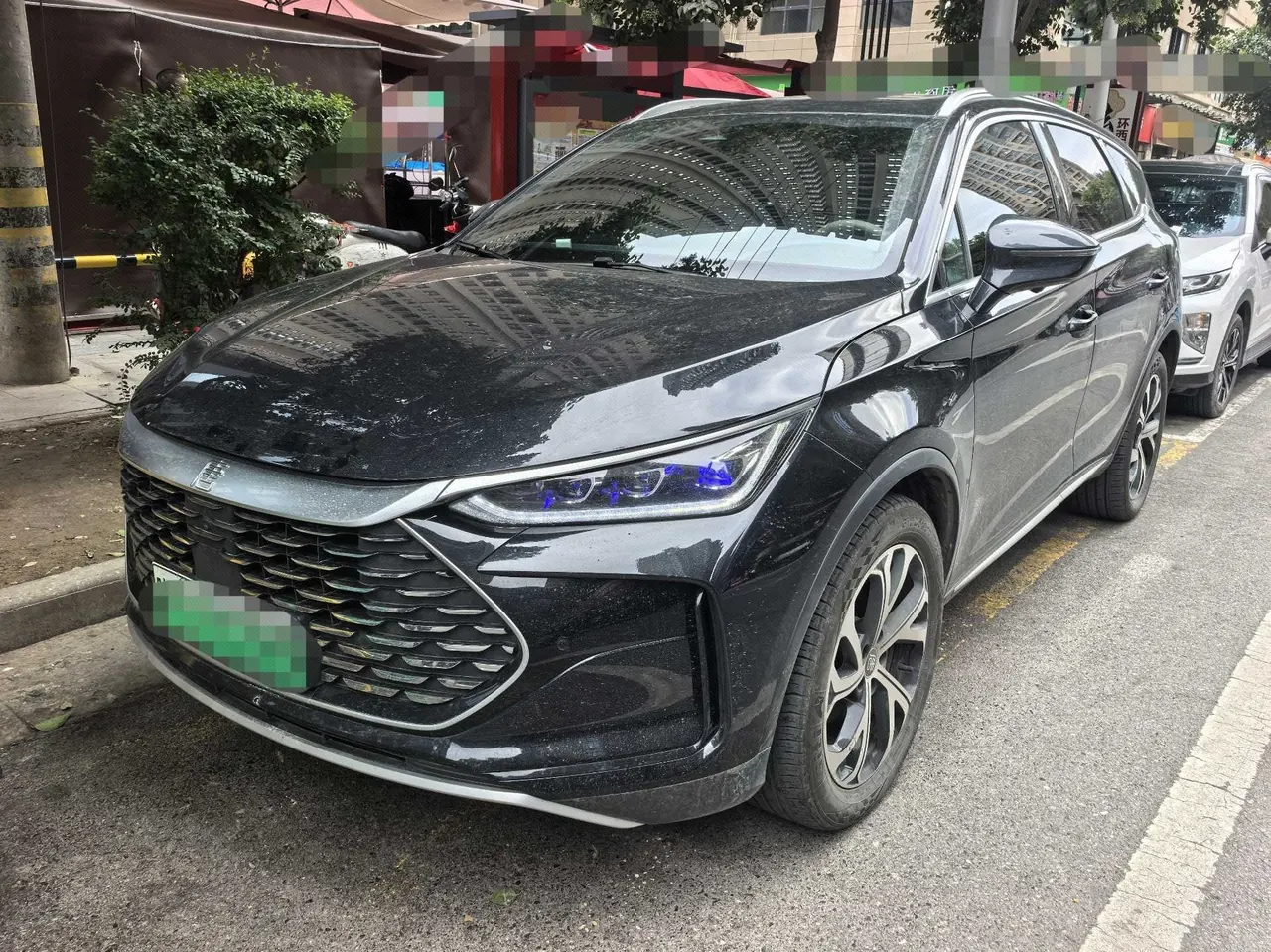 Open image lightbox: BYD Tang New Energy 2025 Tang DM-i 1.5T Stepless 115KM Honorable Automatic Gear