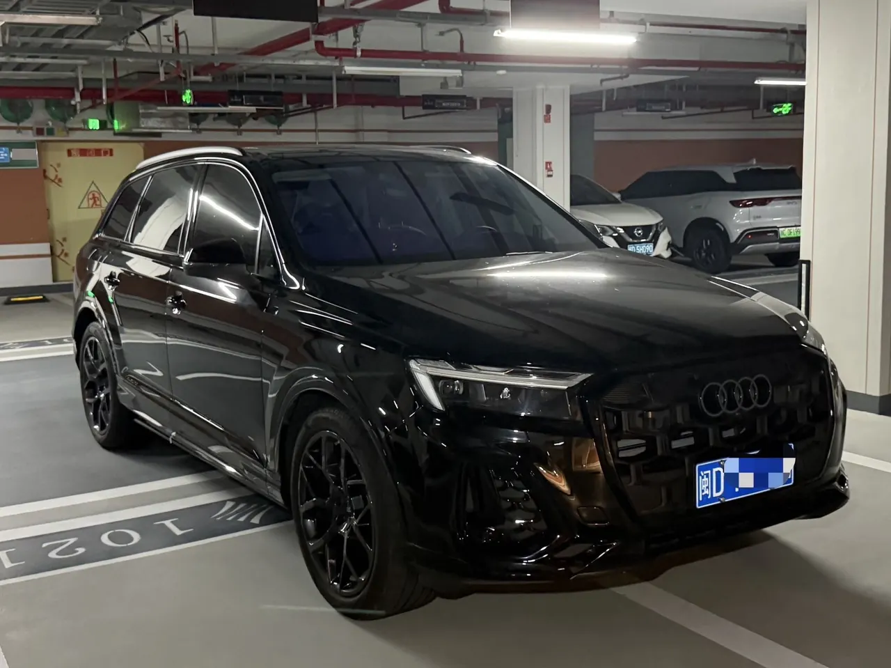 Audi Q7 (Imported) 2025 Q7 2.0TFSI 45TFSI Quattro S line Sports Automatic 3