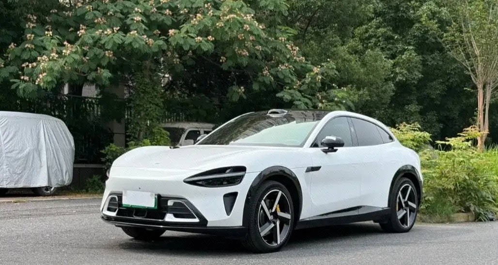 Open image lightbox: MI 2025 YU7 Long Endurance Four-wheel Drive Pro Edition Automatic Gear