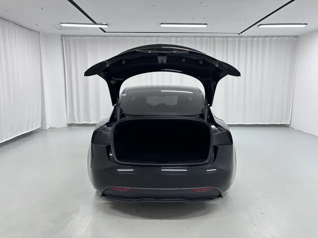 Tesla 2023 Model 3 Rejuvenation Edition Rear Wheel Drive Automatic Transmission 4