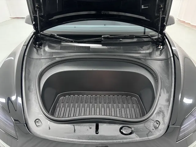Tesla 2023 Model 3 Rejuvenation Edition Rear Wheel Drive Automatic Transmission 8