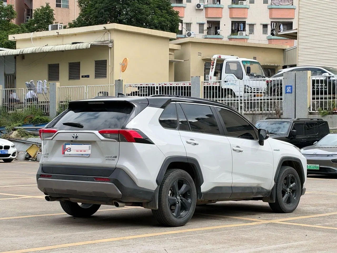Toyota 2020 RAV4 Rongfang Double Engine 2.5 Stepless Four-wheel Drive Flagship Automatic Gear 4