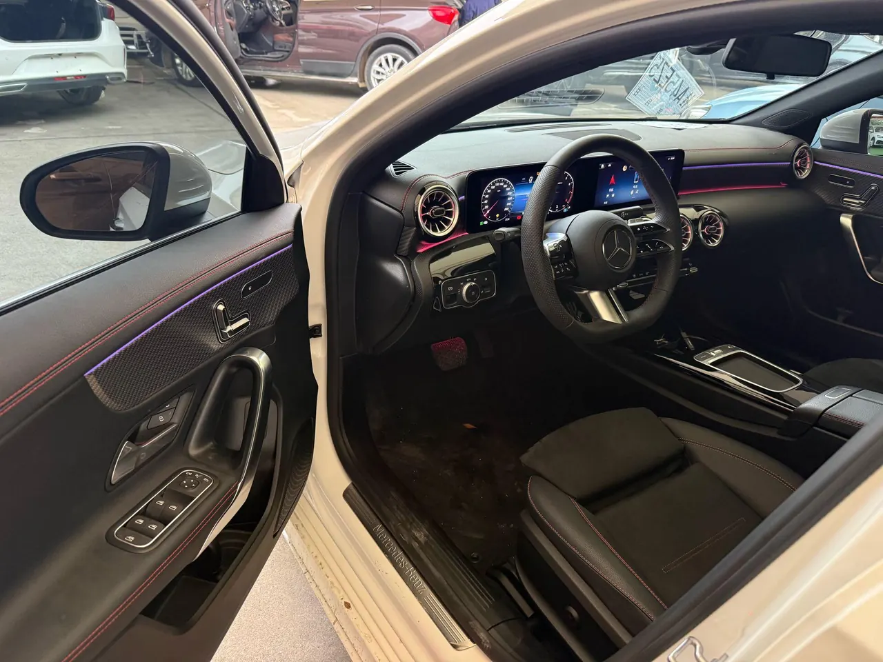 Mercedes Benz Class A 2025 A 200 L 1.3T Fashion Automatic Gear 3