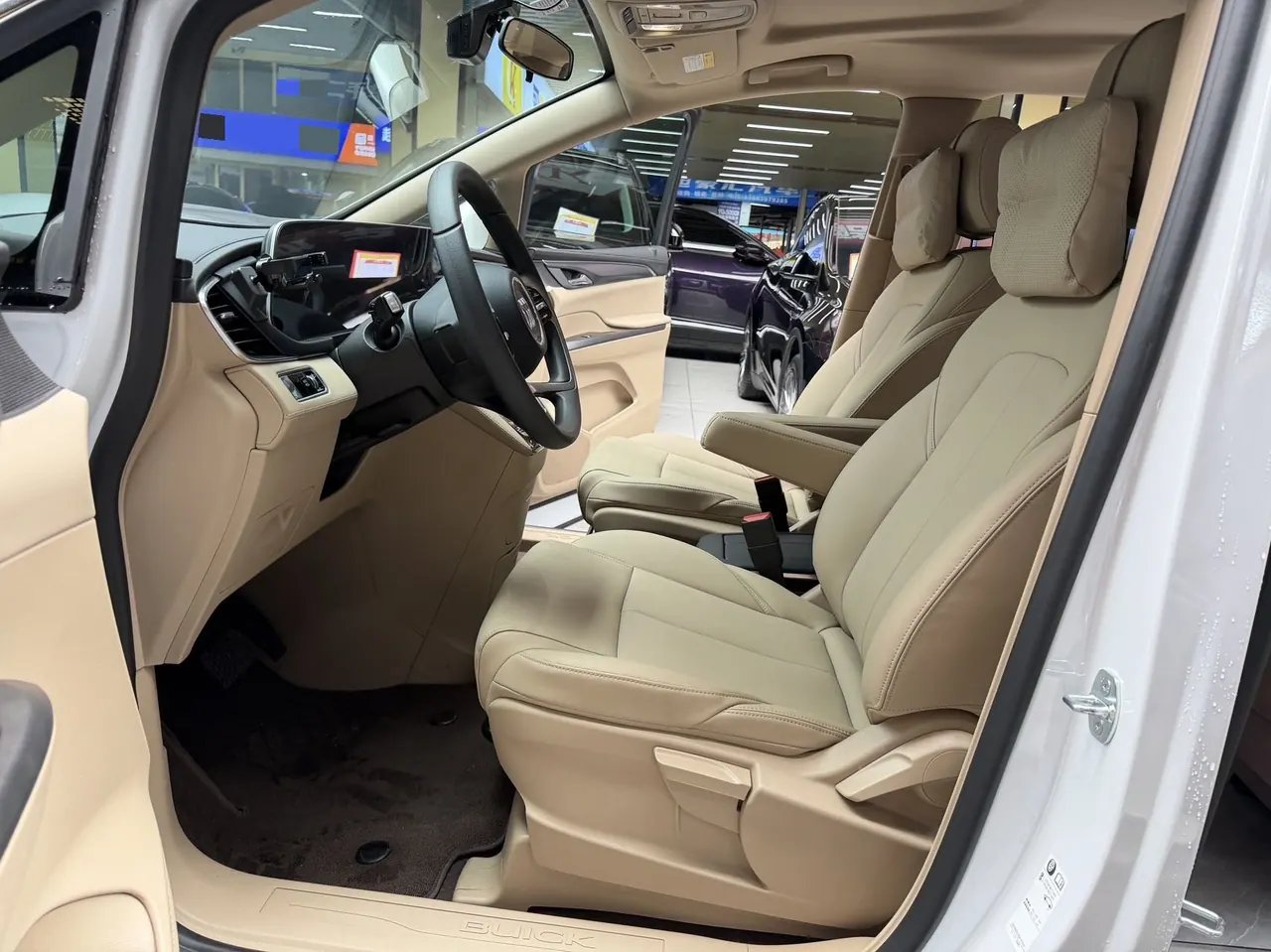 Buick 2025 GL8 Land Business Class 2.0T Comfortable DG Edition Automatic Gear 9