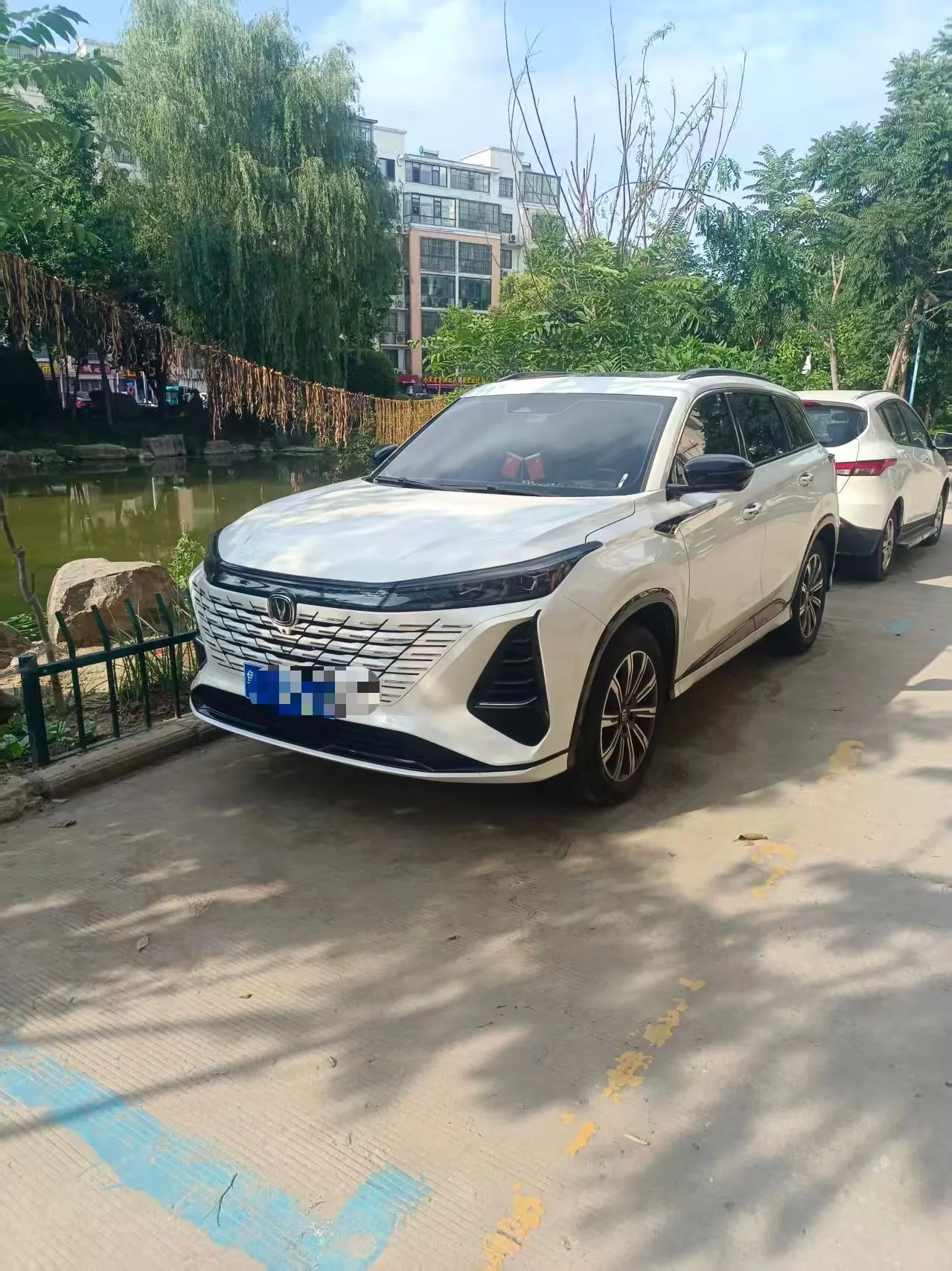 ChangAn 2022 CS75 PLUS 1.5T exclusive automatic gear 2