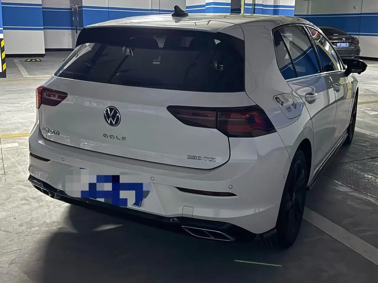 Volkswagen 2023 Golf 8 R-Line 1.4TSI 280TSI Automatic 4
