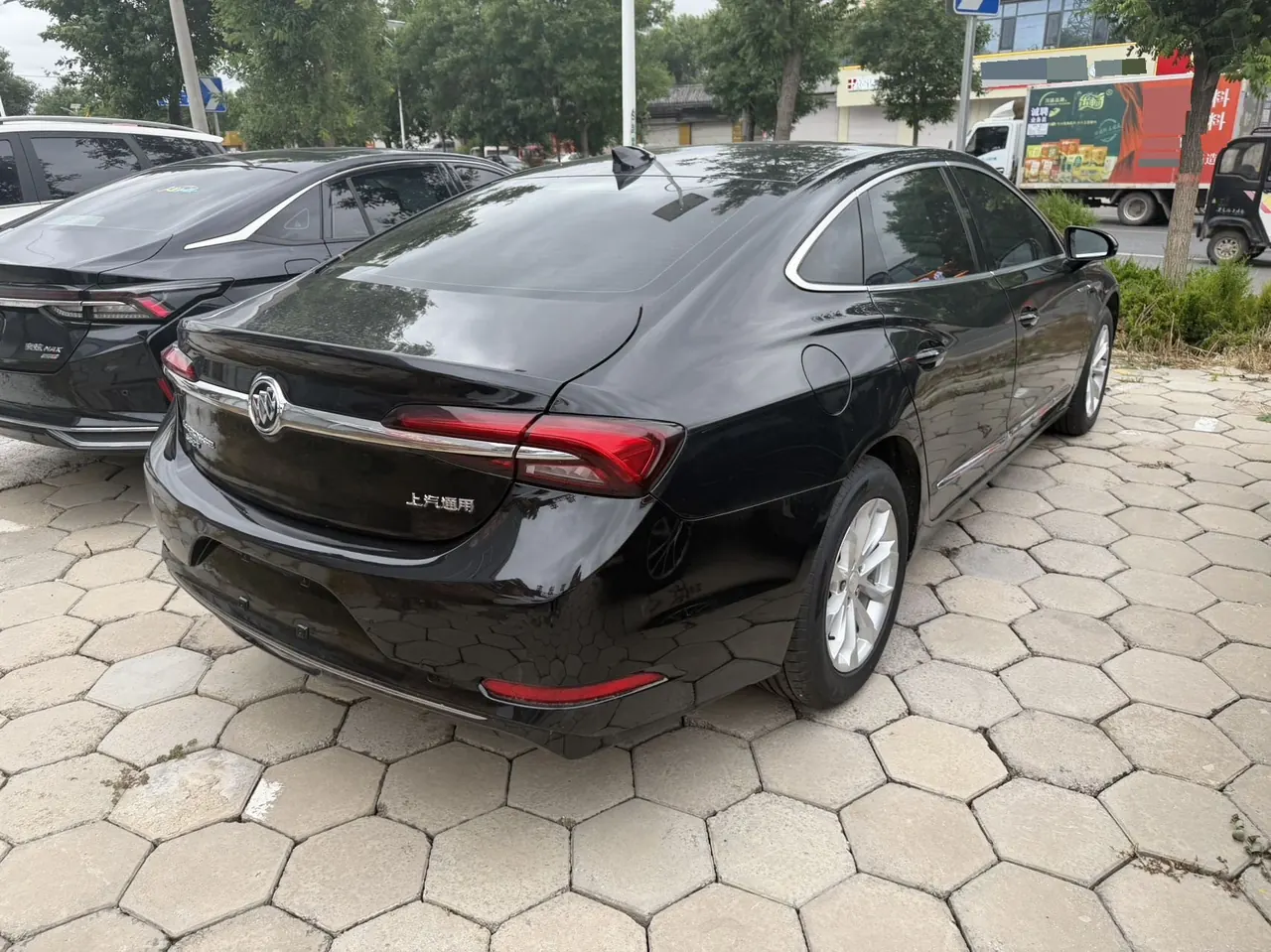 Buick 2021 LaCrosse 1.5T 552T Luxury Automatic Gear 4
