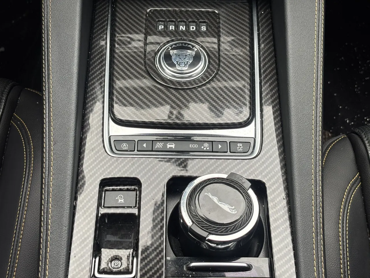 Jaguar F-PACE (Imported) 2020 F-PACE R-SPORT 2.0T 300-Sport Sports Edition Automatic 11