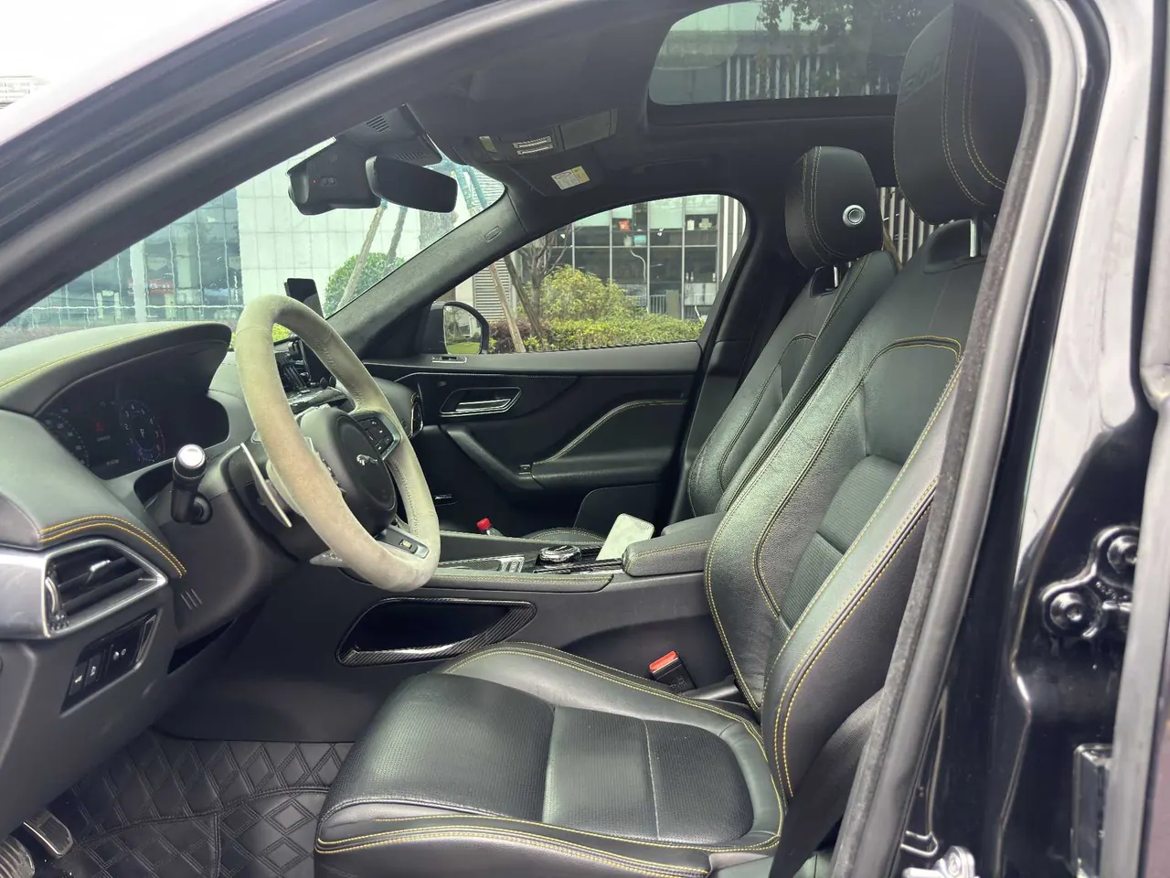 Jaguar F-PACE (Imported) 2020 F-PACE R-SPORT 2.0T 300-Sport Sports Edition Automatic 8