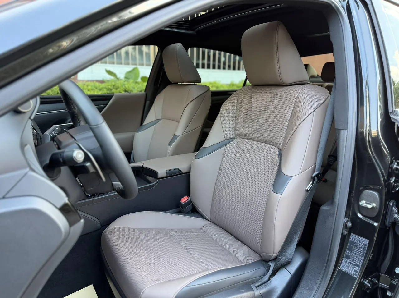 Lexus ES (Imported) 2022 ES300h 2.5 Stepless Premium Edition Automatic Gear 4