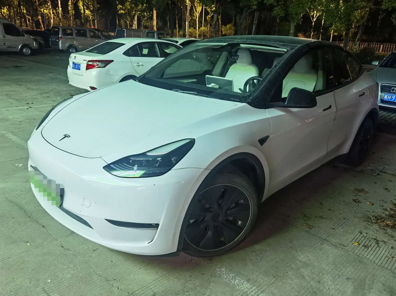 Open image lightbox: Tesla 2022 Model Y long endurance all-wheel drive version (modified) automatic gear