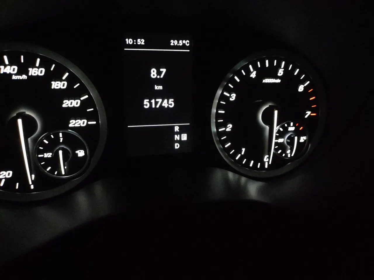 Mercedes Benz 2020 Vito 2.0T Elite Edition 7-seat Automatic Gear 9