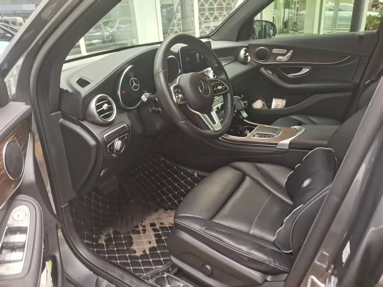 Mercedes Benz 2020 GLC 300 L 4MATIC 2.0T Dynamic Automatic 3