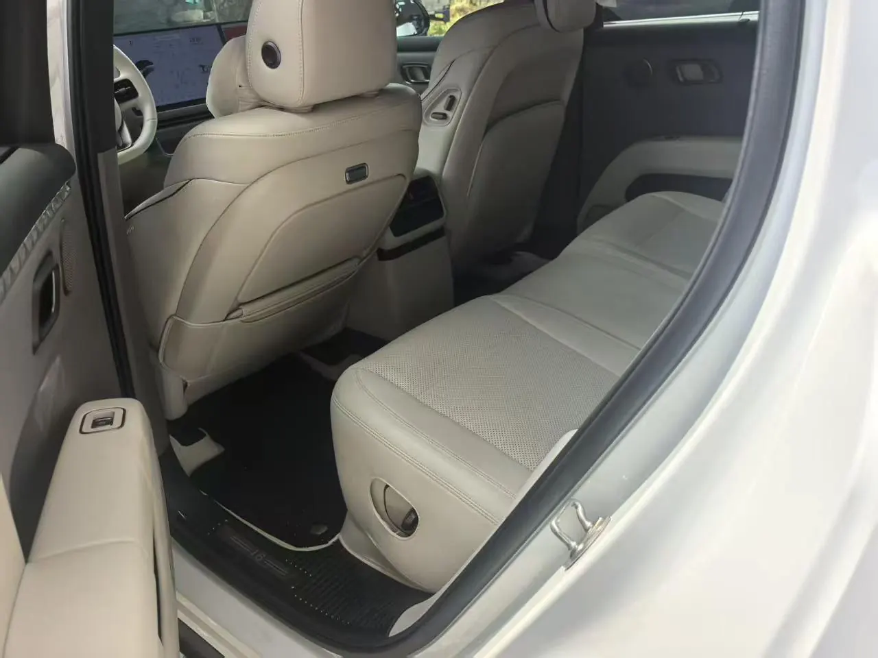 Li 2025 I 300.00g Drive Standard Edition Automatic Gear 3