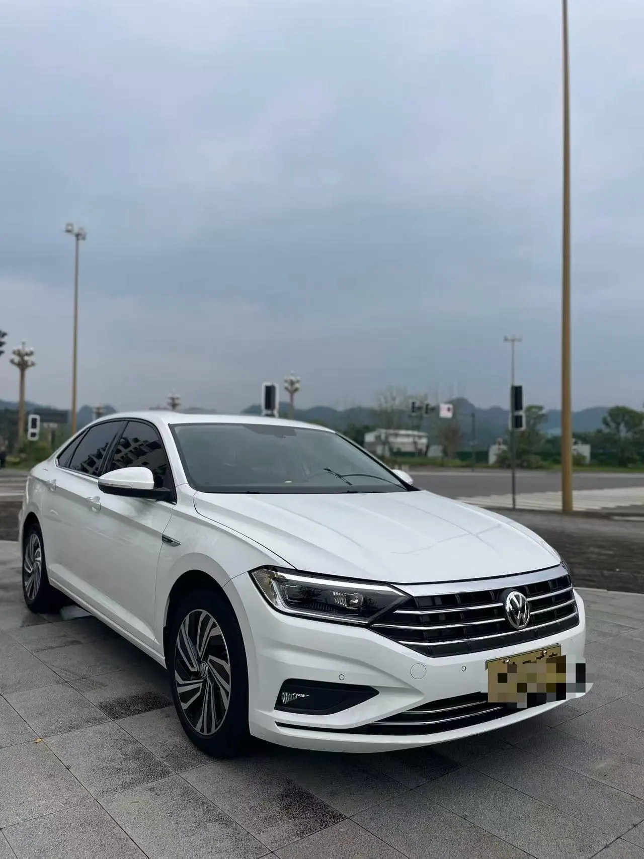 Volkswagen 2020 Sagitar 1.4TSI 280TSI Luxury Automatic Transmission 3