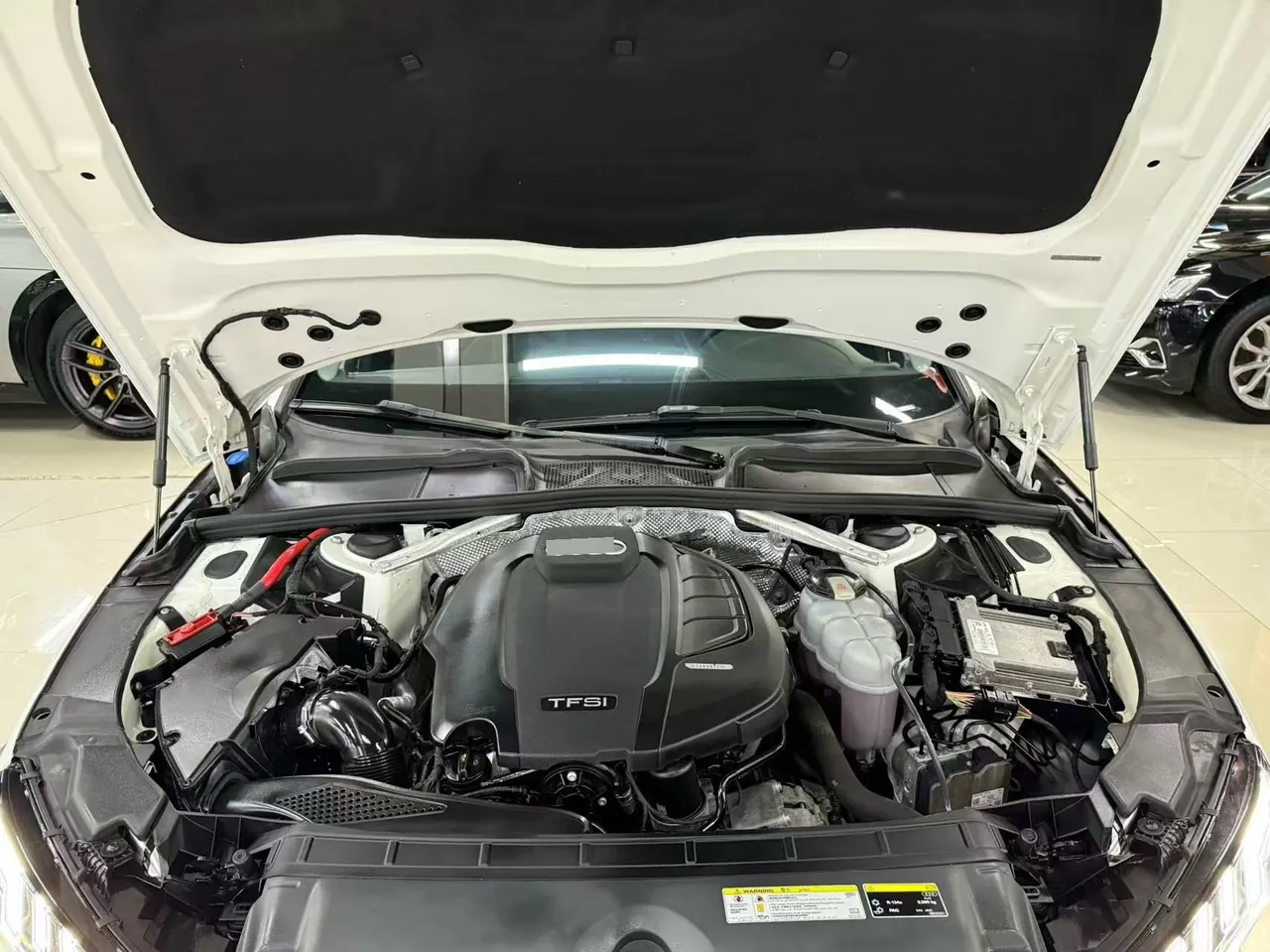 Audi 2020 A4L 2.0TFSI 40TFSI Deluxe Dynamic Automatic 8
