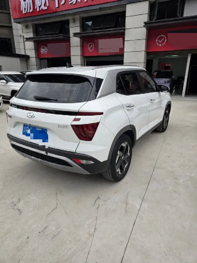 Hyundai 2020 ix25 1.5 stepless DLX noble automatic transmission 4