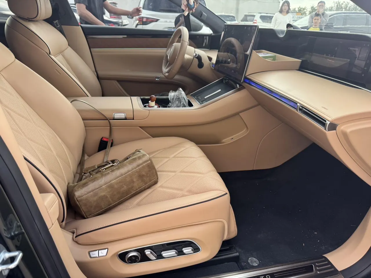 Luxeed 2025 S9T four-wheel drive Max automatic gear 7