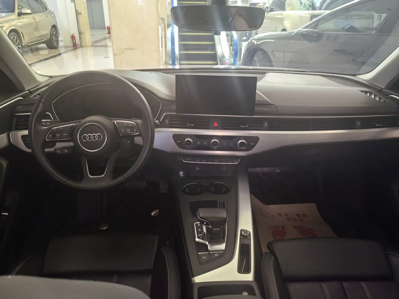 Audi 2022 A4L 2.0TFSI 35TFSI Fashion Dynamic Automatic 4