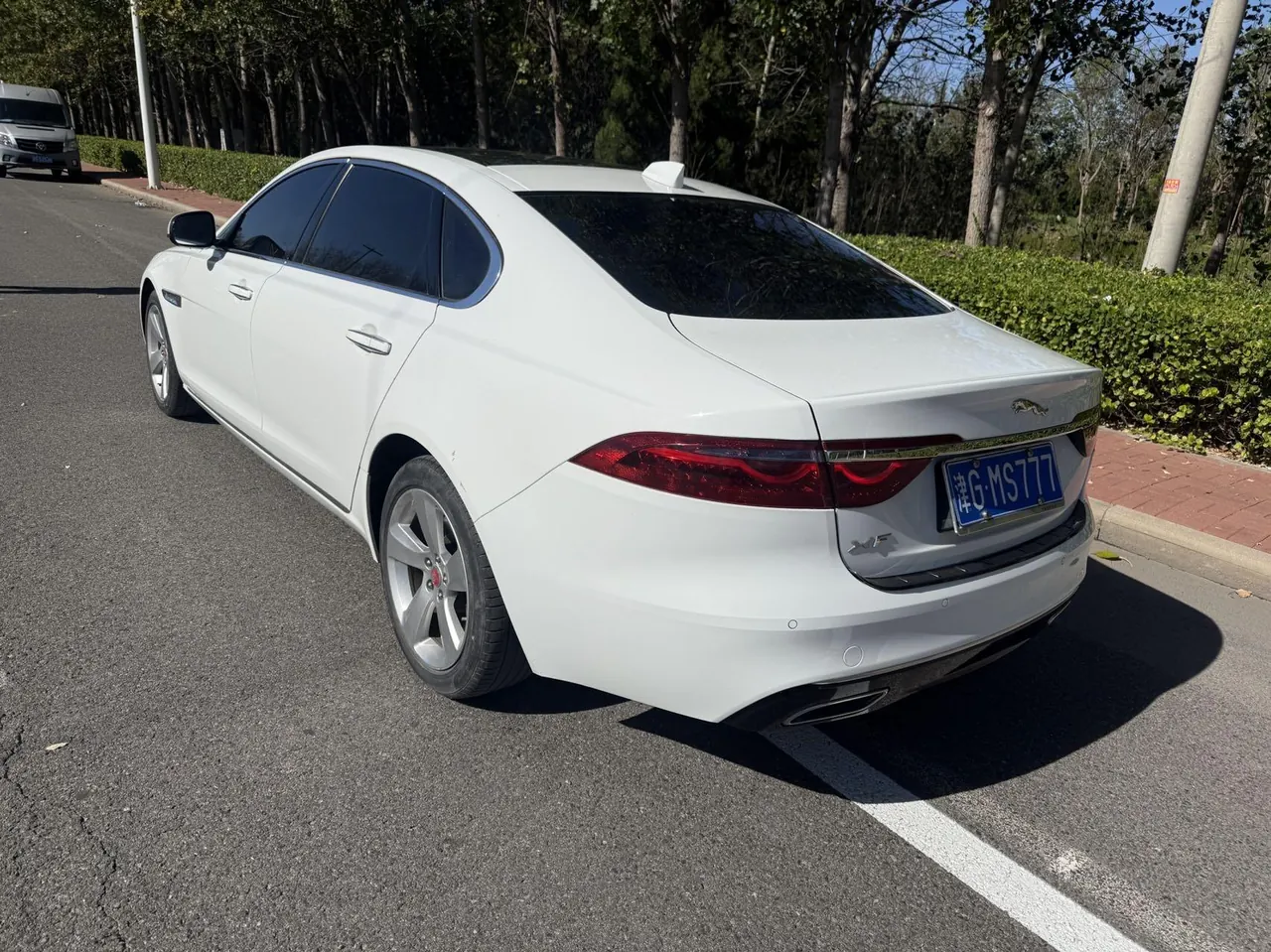 Jaguar 2020 XFL 2.0T P 10000.00g Drive Elite Automatic Gear 4