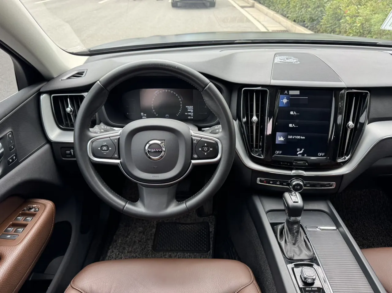 Volvo 2020 XC60 2.0T T5 4-wheel drive smart luxury automatic gear 7