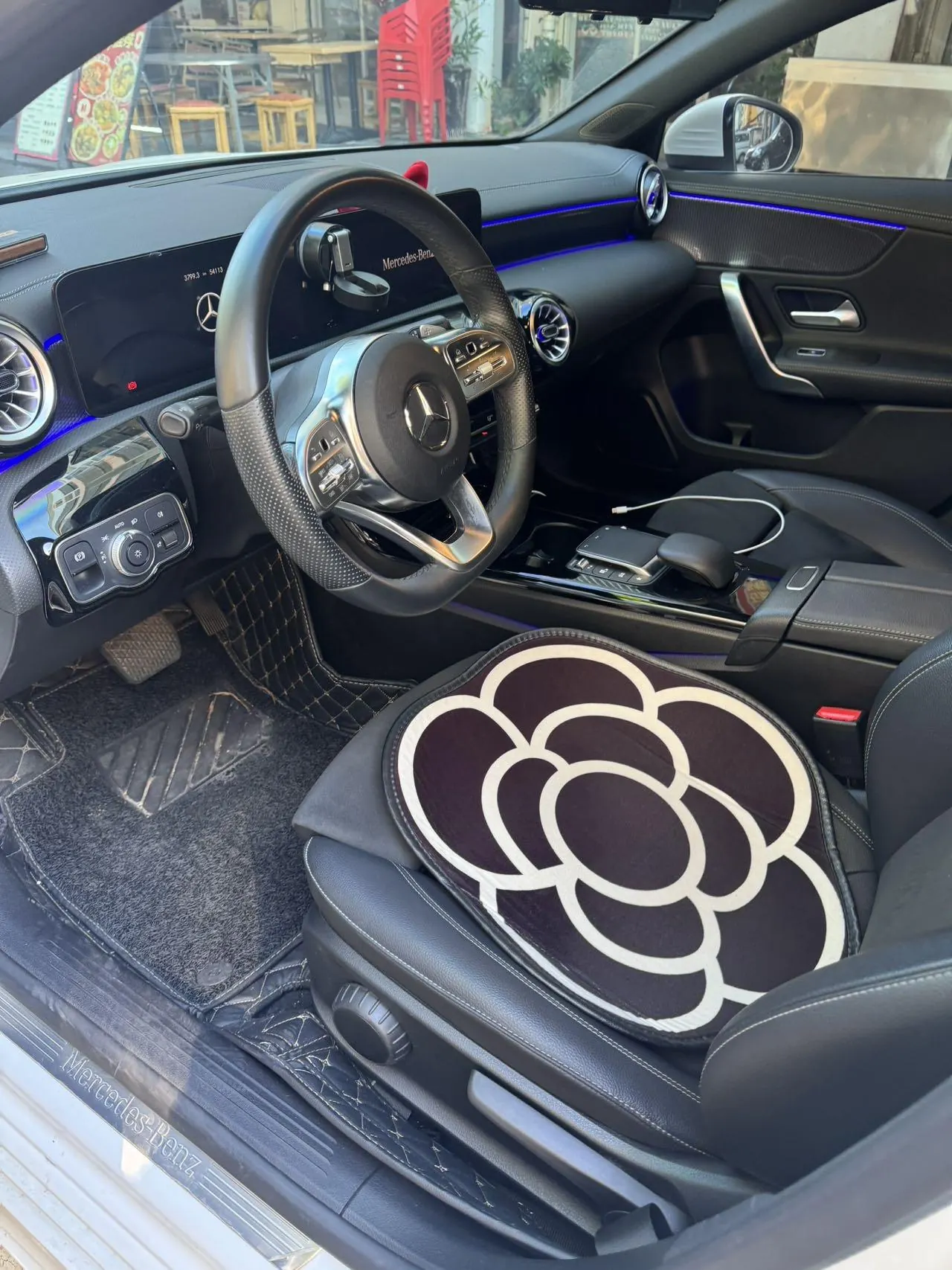 Mercedes Benz Class A 2022 A 200 L 1.3T Dynamic Automatic 5