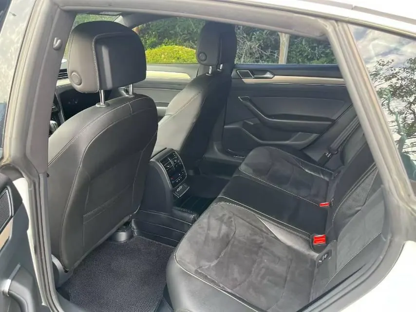 Volkswagen 2020 CC 2.0TSI 330TSI Huayan Edition Automatic Gear 5