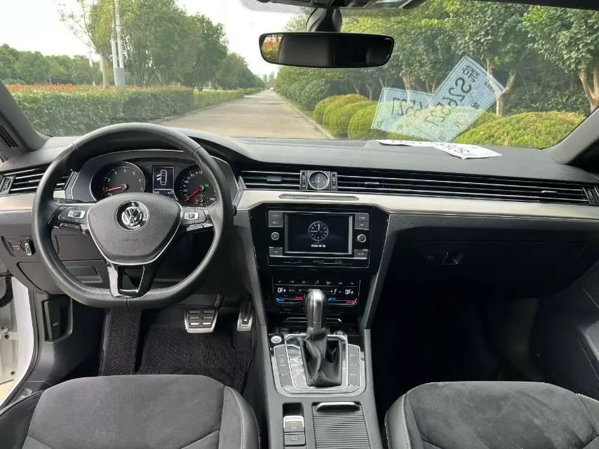 Volkswagen 2020 CC 2.0TSI 330TSI Huayan Edition Automatic Gear 6