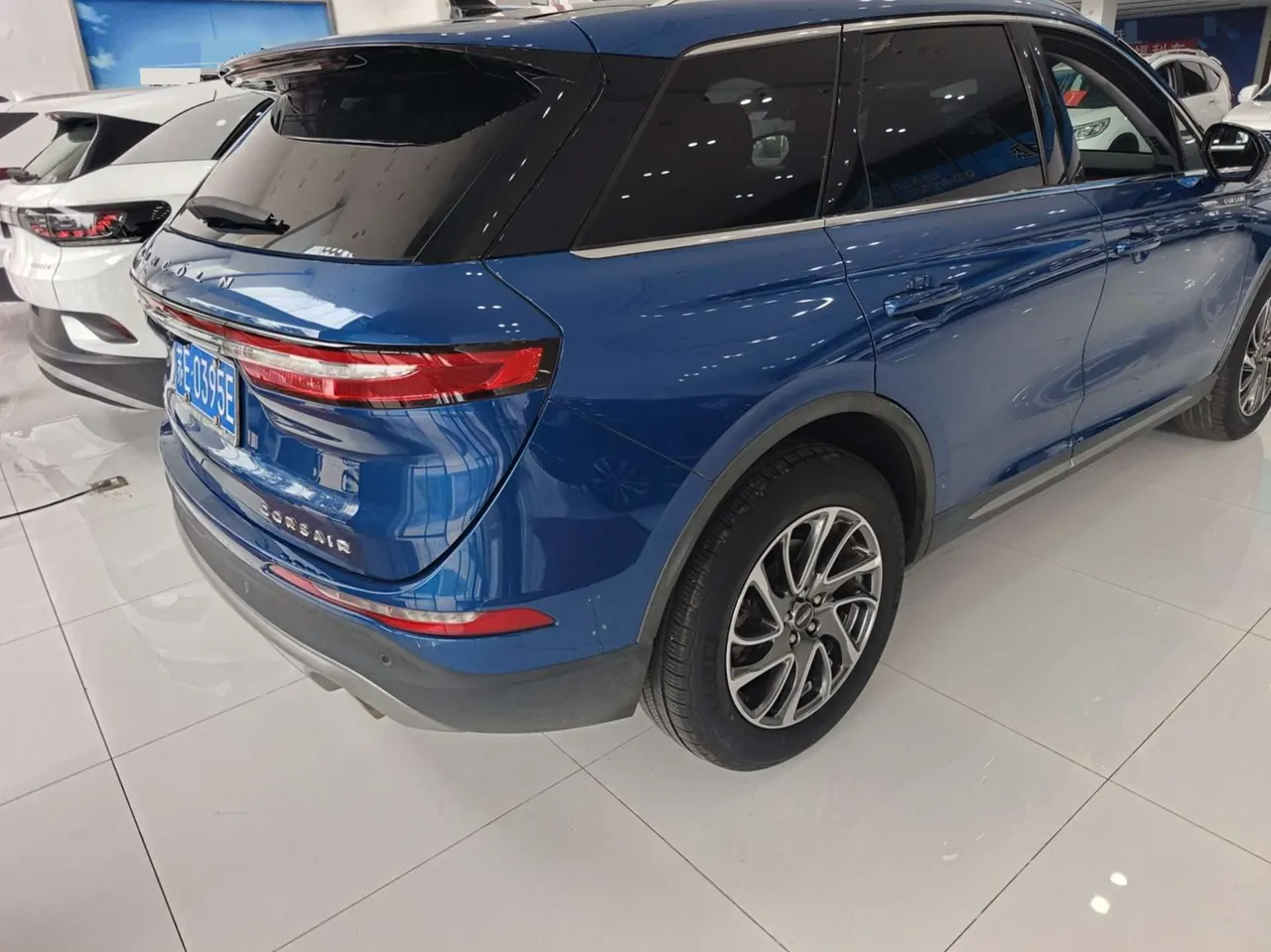 Lincoln 2020 adventurer 2.0T two-wheel drive elegant version of automatic gear 4