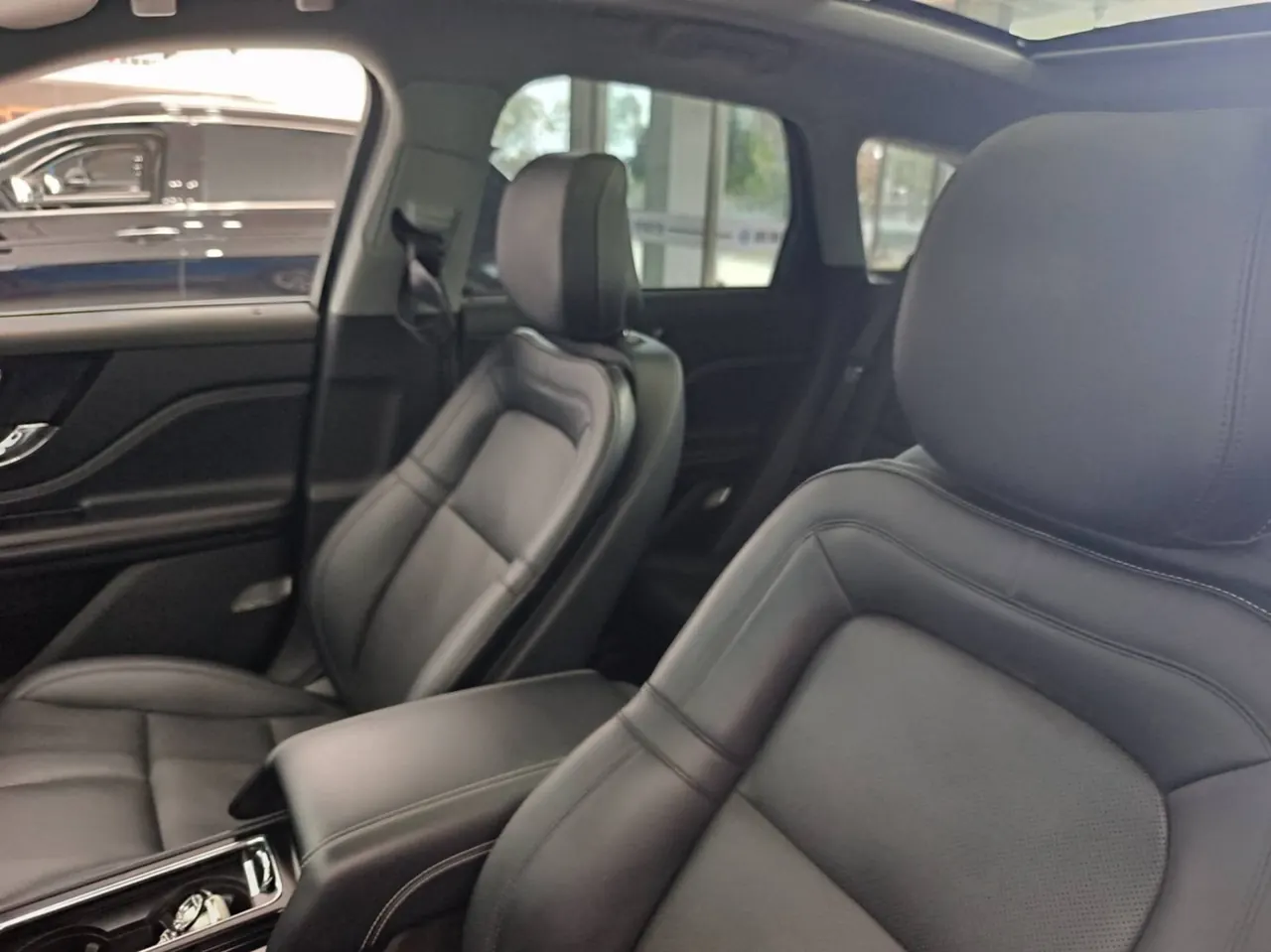 Lincoln 2020 adventurer 2.0T two-wheel drive elegant version of automatic gear 7