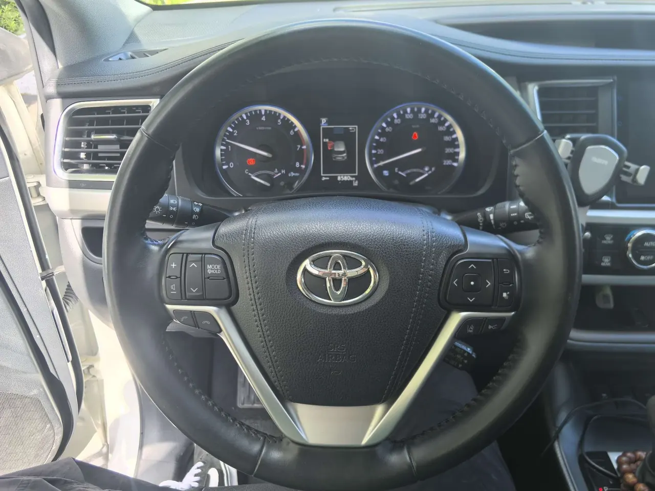 Toyota 2021 Highlander 2.0T 4-wheel drive deluxe 7-seat automatic gear 9
