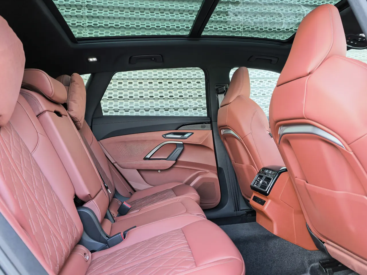 Audi 2026 Q5L 20 T 10 million users exclusive version of automatic gear 7
