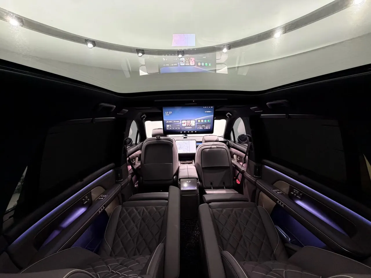 NIO 2026 ES8 6-seat executive deluxe automatic gear 6