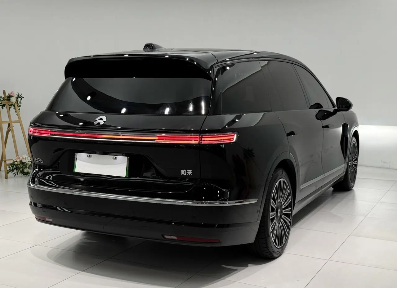 NIO 2026 ES8 6-seat executive deluxe automatic gear 8