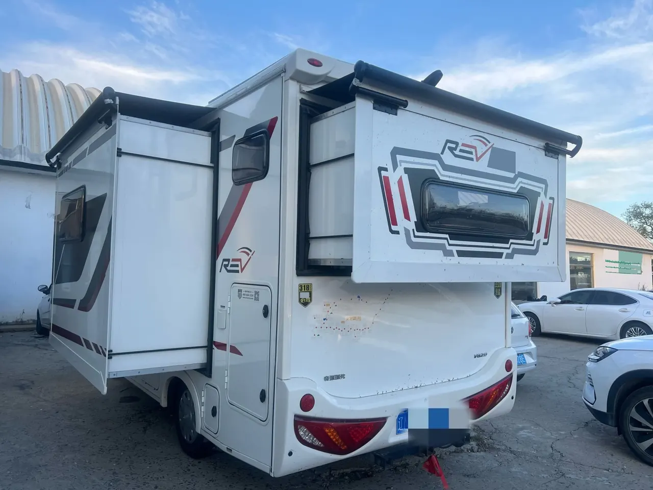 Iveco 2021 Ousheng 3.0T Yunrui Short Shaft Low Top Side Door Automatic Gear 3