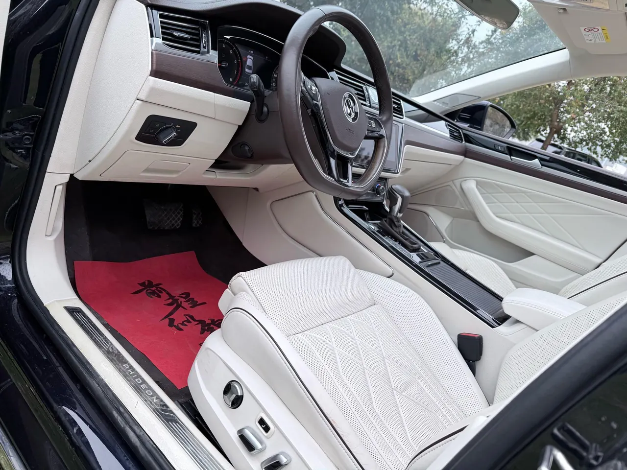 Volkswagen 2021 Hui Ang 2.0TSI 380TSI Premium Edition Automatic Gear 3