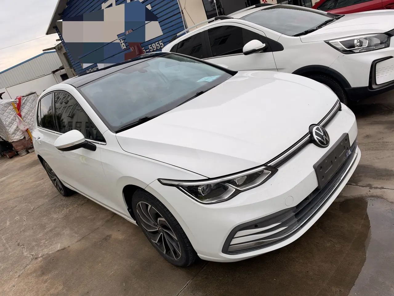 Volkswagen 2023 Golf 8 R-Line 1.4TSI 280TSI Lite Automatic 2