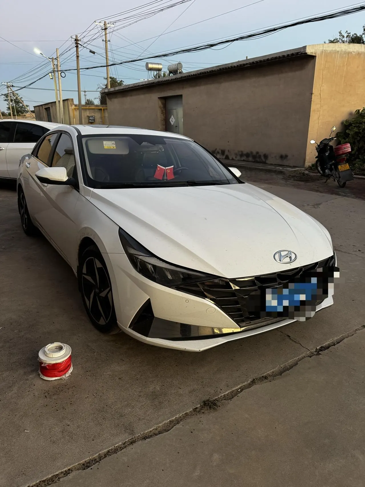 Hyundai 2021 Elantra -3-compartment 1.5 stepless LUX premium automatic gear 3