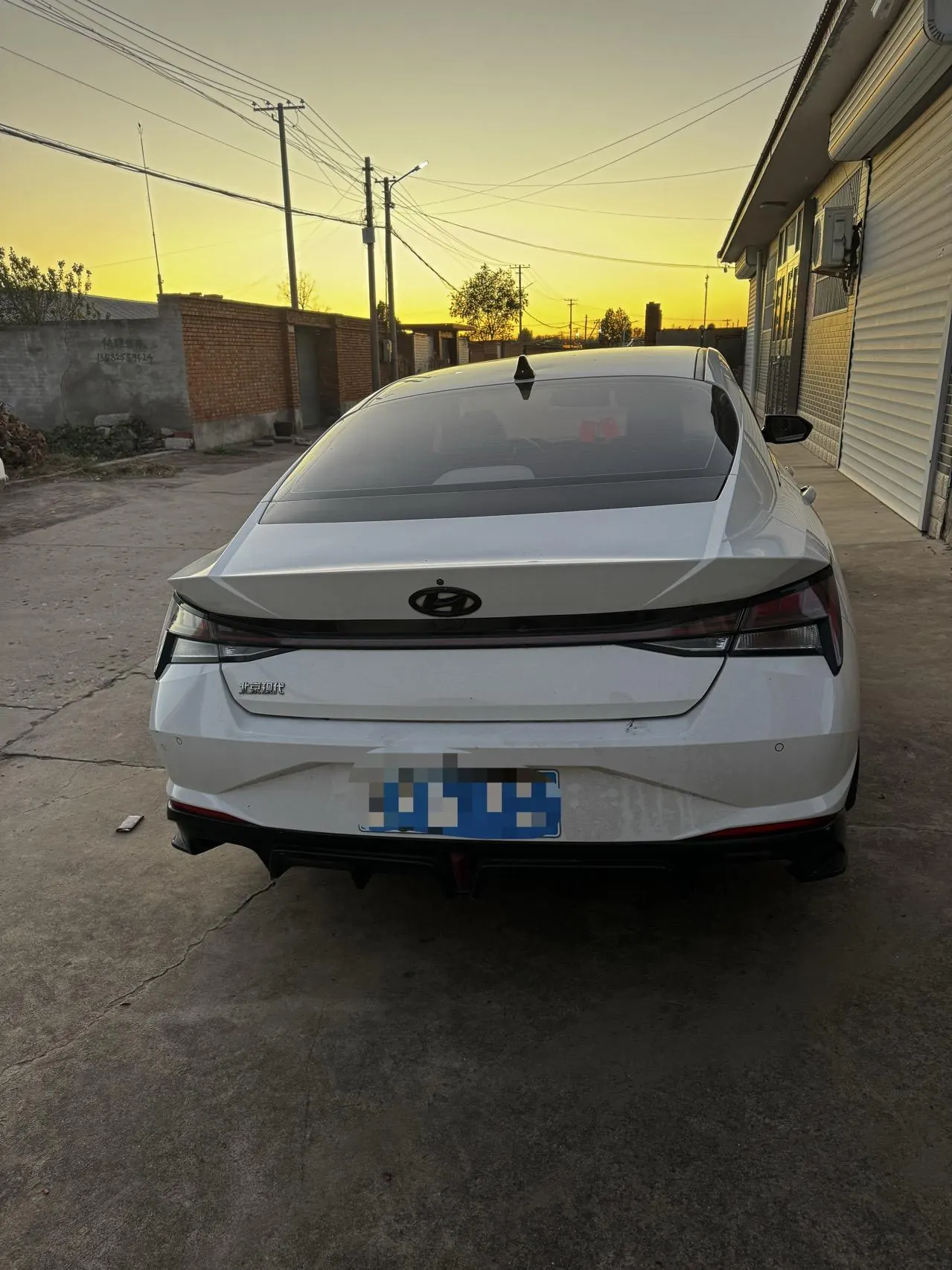 Hyundai 2021 Elantra -3-compartment 1.5 stepless LUX premium automatic gear 7