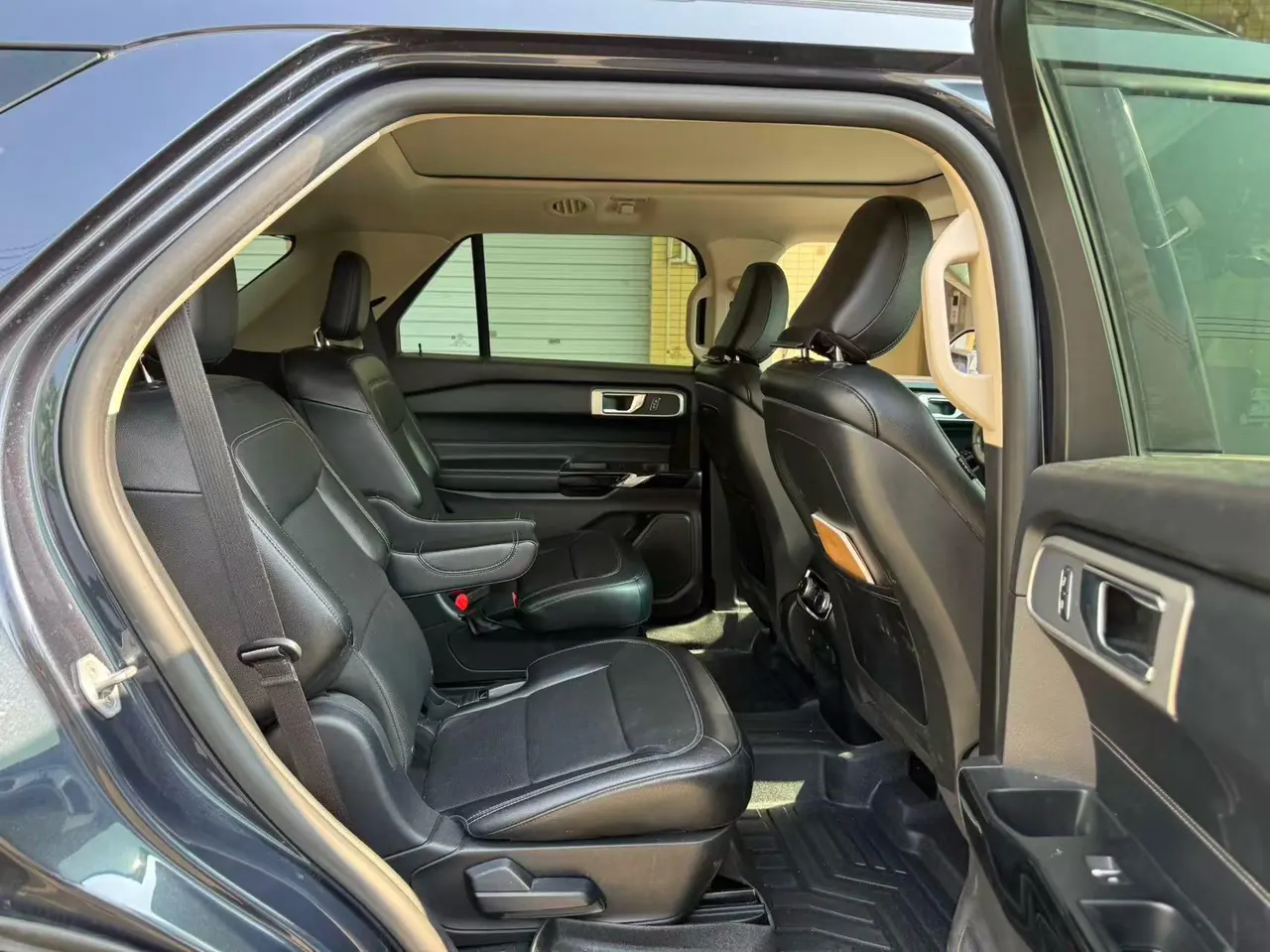 Ford 2020 Explorer 2.3T EcoBoost 14250.00g Drive Fashion Edition 6-seat Automatic Gear 7