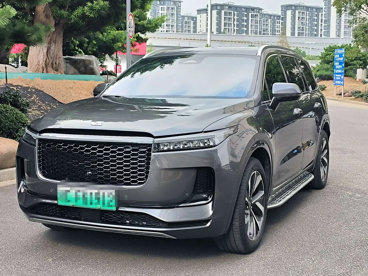 Li 2021 ONE 1.2T extended range 6-seat automatic gear - View 1