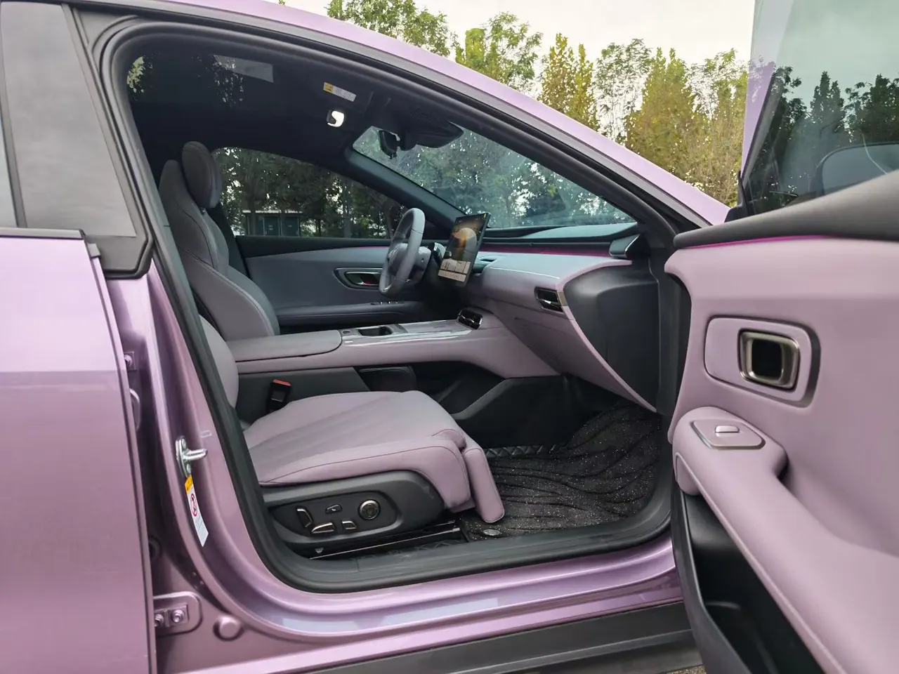 ChangAn Deepal 2026 L 06 560Ultra Laser Edition Automatic Gear 4