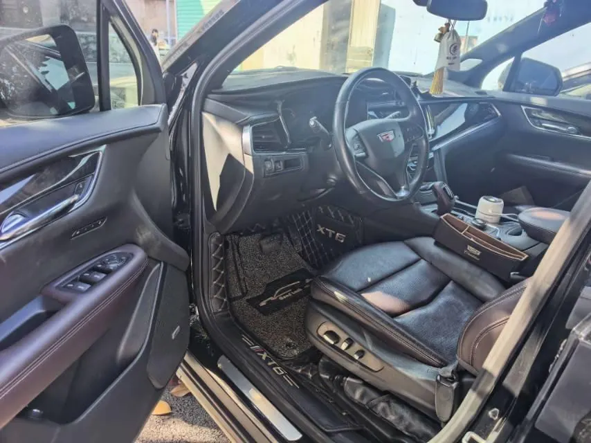 Cadillac 2022 XT6 48V 2.0T 6-seat two-wheel drive luxury automatic gear 5