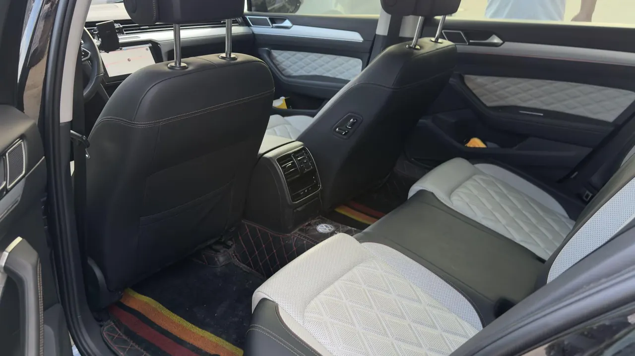 Volkswagen 2024 Magotan 2.0TSI 330TSI 2 million luxury automatic gear 4