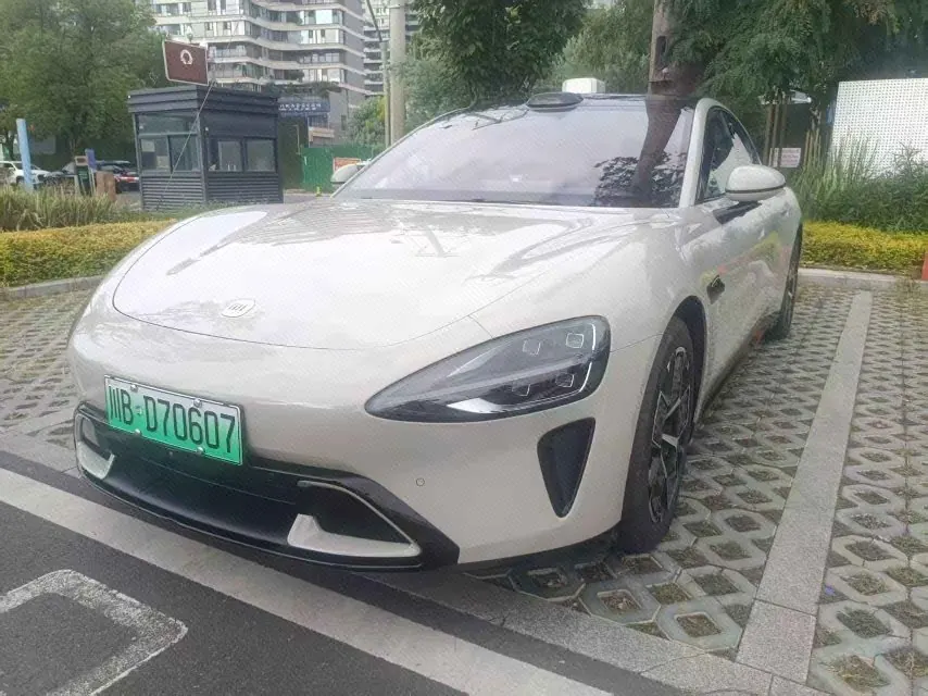 Открыть галерею: MI 2024 SU 7 830km Rear Drive Ultra Long Endurance High-end Smart Drive Pro Edition Automatic Gear