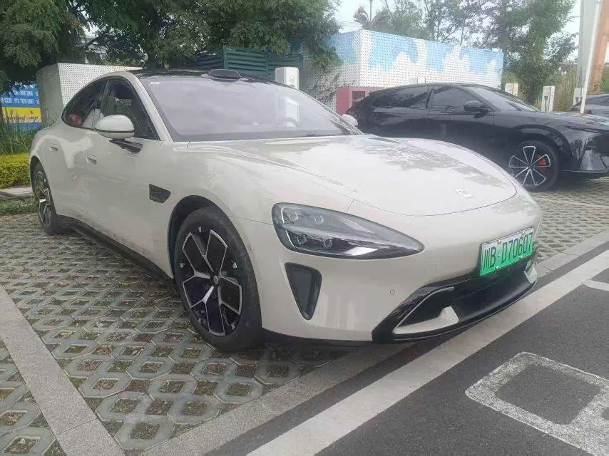 MI 2024 SU 7 830km Rear Drive Ultra Long Endurance High-end Smart Drive Pro Edition Automatic Gear 2